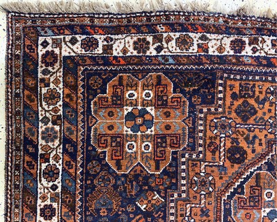 27154686f - Schiraz antik, Persien, um 1900, Wolle auf Wolle, ca. 310 x 225 cm, EHZ: 3 ...