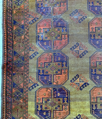27154688c - Ersari main carpet, Turkmenistan, early 20th century, wool on wool, approx. 310 x 233 cm, ...