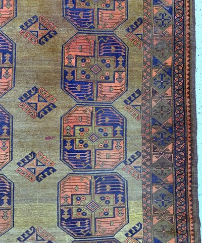 27154688d - Ersari main carpet, Turkmenistan, early 20th century, wool on wool, approx. 310 x 233 cm, ...