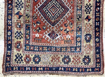 27154694c - Kazak antik, Kaukasus, 19.Jhd, Wolle auf Wolle, ca. 253 x 120 cm, EHZ: 4 Schätzpreis: ...