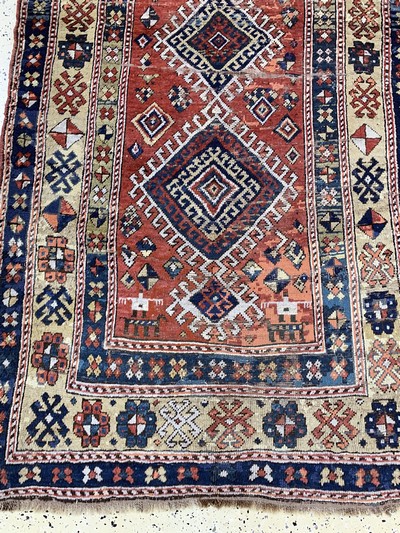 27154694e - Kazak antik, Kaukasus, 19.Jhd, Wolle auf Wolle, ca. 253 x 120 cm, EHZ: 4 Schätzpreis: ...