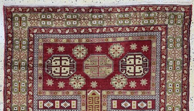 27154696a - Eriwan, Armenien, Mitte 20.Jhd, Wolle auf Baumwolle, ca. 175 x 122 cm, EHZ: 3 ...