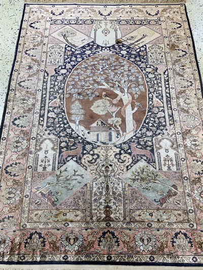 27155415f - Seiden Kayseri, Türkei, Ende 20.Jhd, Seide auf Baumwolle, ca. 176 x 126 cm, EHZ: 1-2 ...
