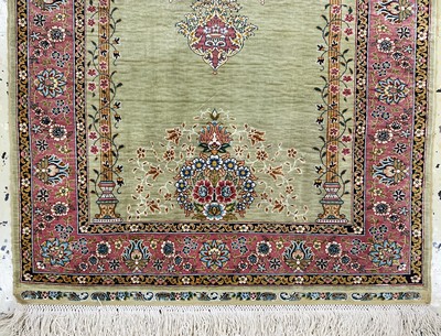 27155506b - Hereke silk very fine, Turkey, signed#´Özipek #´, late 20th century, pure natural silk, ...