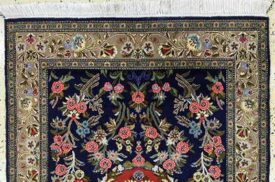 27155517a - Ghom Kork fein, Persien, Ende 20.Jhd, Korkwolle mit Seide, ca. 155 x 110 cm, EHZ: 2 ...