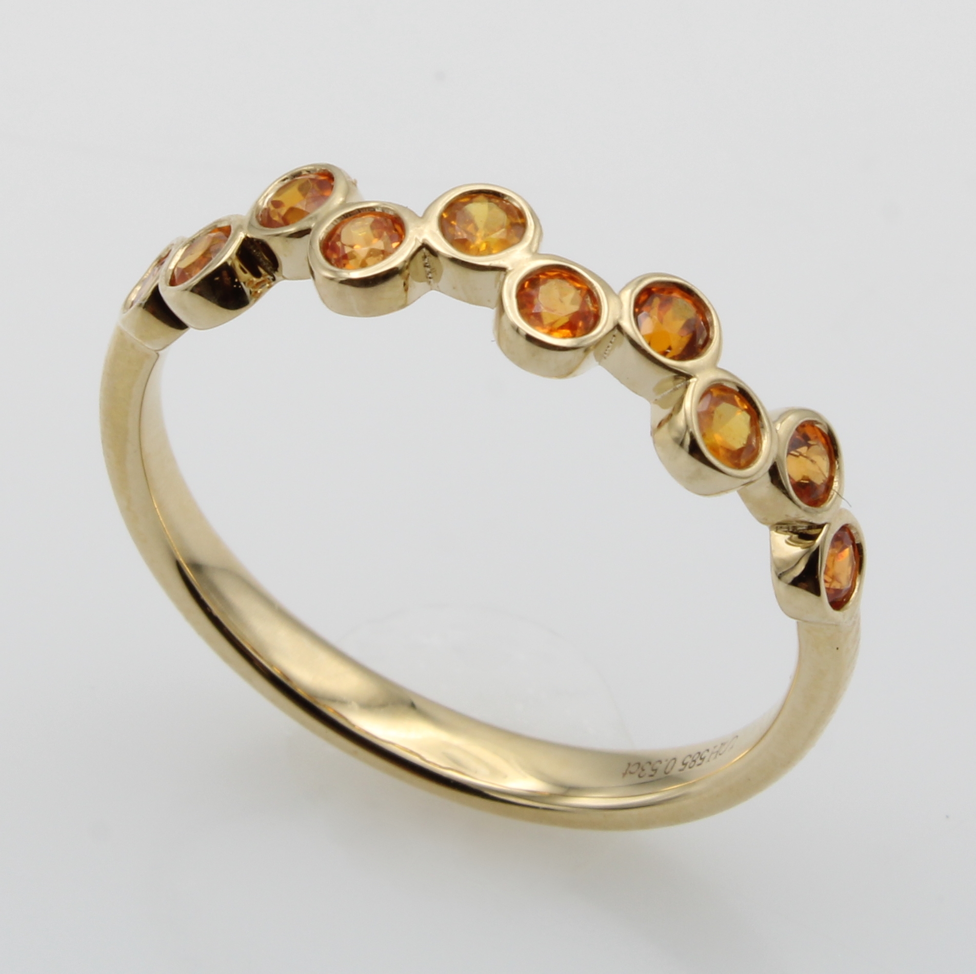 Image 27155779 - Ring mit Granaten, GG 585/000, 10 Mandarin- granate zus. ca. 0.53 ct, RW 55 ...
