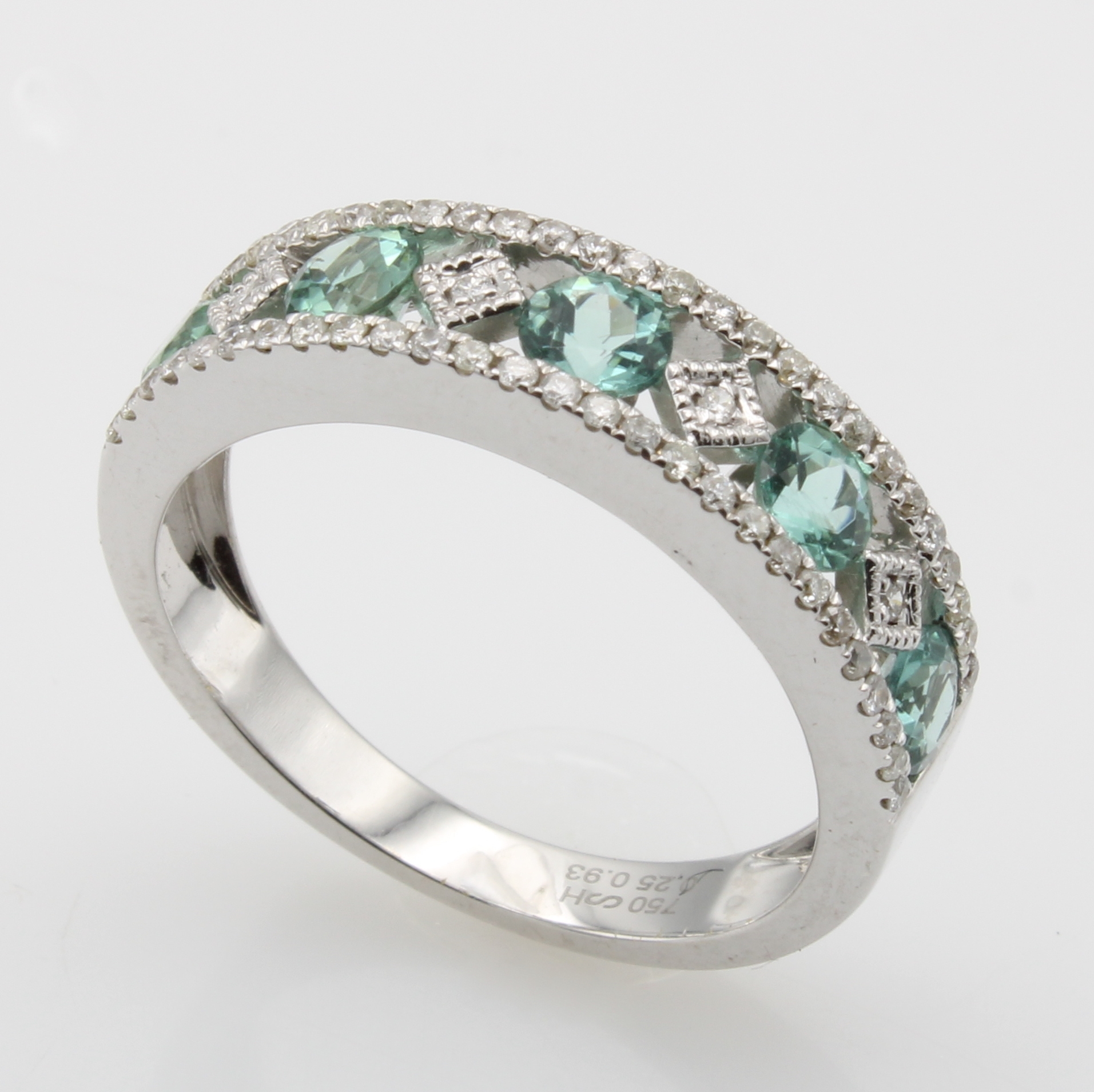 Image 27155782 - Ring mit Brillanten und Turmalinen, WG 750/ 000, 5 petrolfarb. Turmaline zus. ca. 0.93 ...