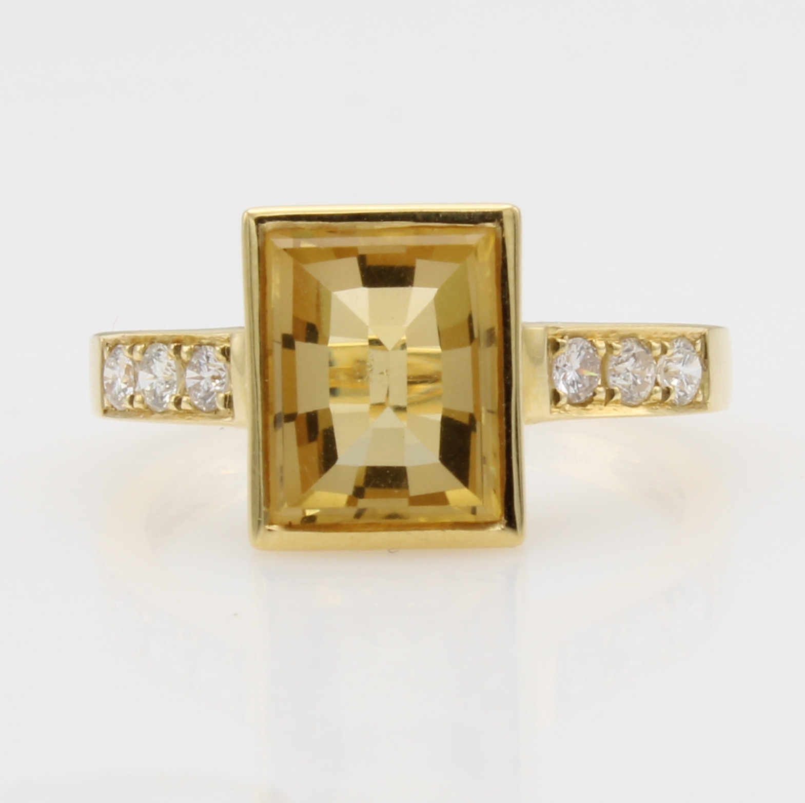 Image 27155798 - Ring mit Citrin und Brillanten, GG 750/000, Citrin ca. 2.16 ct, 6 Brill. zus. ca. 0.23 ...