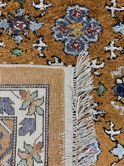 27155713d - Seiden-Khotan, Torkestan, Mitte 20.Jhd, reine Naturseide, ca. 154 x 93 cm, EHZ: 1-2 ...