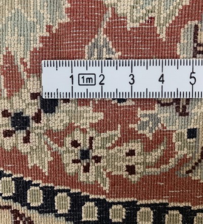 27155753b - 2 lots Nain fein, Persien, Mitte 20.Jhd, Korkwolle mit Seide, durchmesser ca. 64 cm & ...