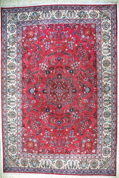 Image Kashan old, Persia, mid-20th century, wool on cotton, approx. 400 x 270 cm, moth damage, ...