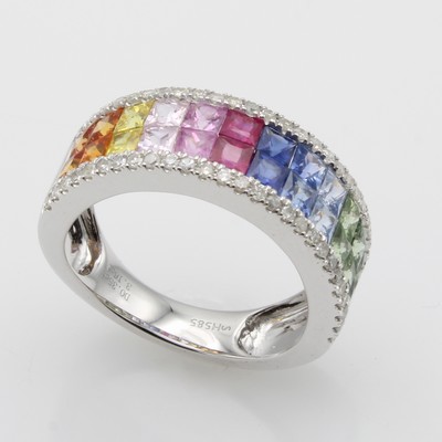 27155789a - Ring mit Saphiren und Brillanten, WG 585/000, 24 bunte Saphircarrées zus. ca. 3.16 ct, ...