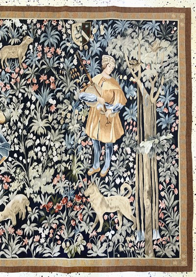 27155820a - Tapisseri fein, Europa, Mitte 20.Jhd, Wolleauf Baumwolle, ca. 214 x 120 cm, EHZ:(nahezu ...