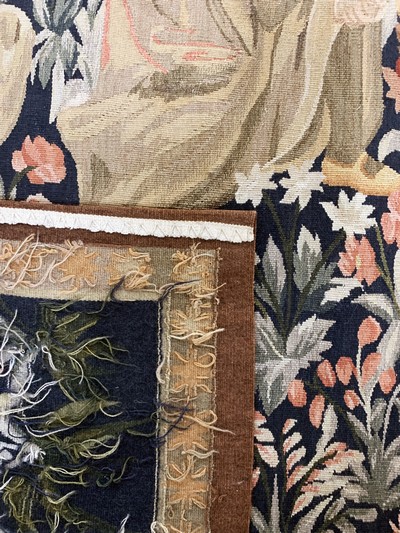 27155820d - Tapisseri fein, Europa, Mitte 20.Jhd, Wolleauf Baumwolle, ca. 214 x 120 cm, EHZ:(nahezu ...