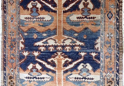 27155822c - Azeri alt, Persien, Mitte 20.Jhd, Wolle aufBaumwolle, ca. 360 x 160 cm, EHZ: 2 ...