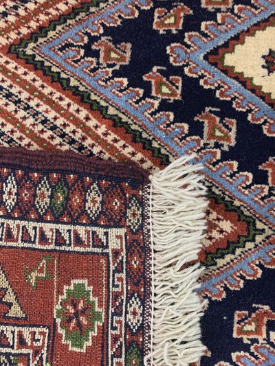27155824e - Ghochan, Persien, Mitte 20.Jhd, Wolle auf Wolle, ca. 175 x 142 cm, EHZ: 2 Schätzpreis: ...
