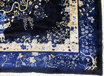 27155837b - Peking´Palastteppich´antik, China, um 1900,Wolle auf Baumwolle, ca. 585 x 310 cm, EHZ: ...