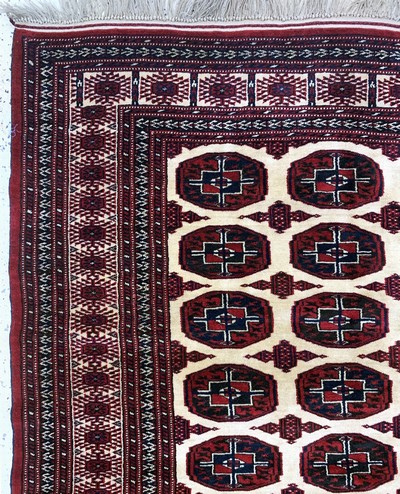 27155841c - Torkmen, Persien, Mitte 20.Jhd, Wolle auf Wolle, ca. 225 x 155 cm, EHZ: 2, (wellig). ...