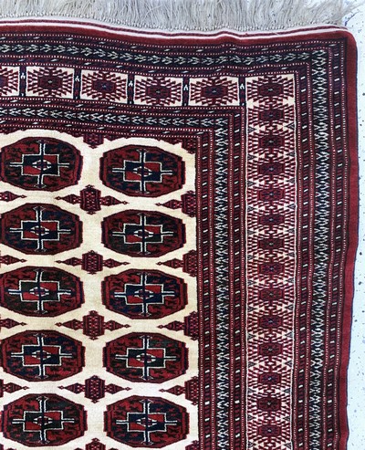 27155841d - Torkmen, Persien, Mitte 20.Jhd, Wolle auf Wolle, ca. 225 x 155 cm, EHZ: 2, (wellig). ...