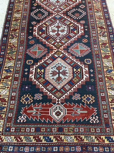 27155844f - ´Shulaver´Kazak antik, Kaukasus, 19.Jhd, Wolle auf Wolle, ca. 325 x 127 cm, EHZ: 2-3, ...