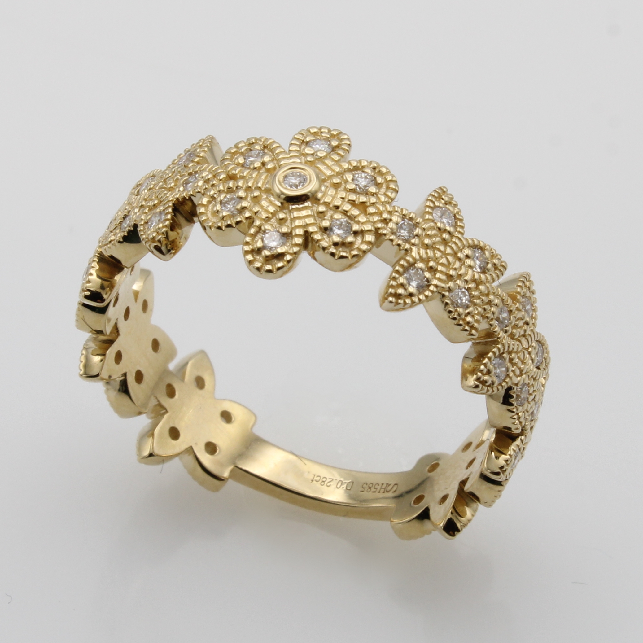 Image 27156633 - Ring mit Brillanten, GG 585/000, 47 Brill. zus. ca. 0.28 ct feines Weiß/vs-si in ...