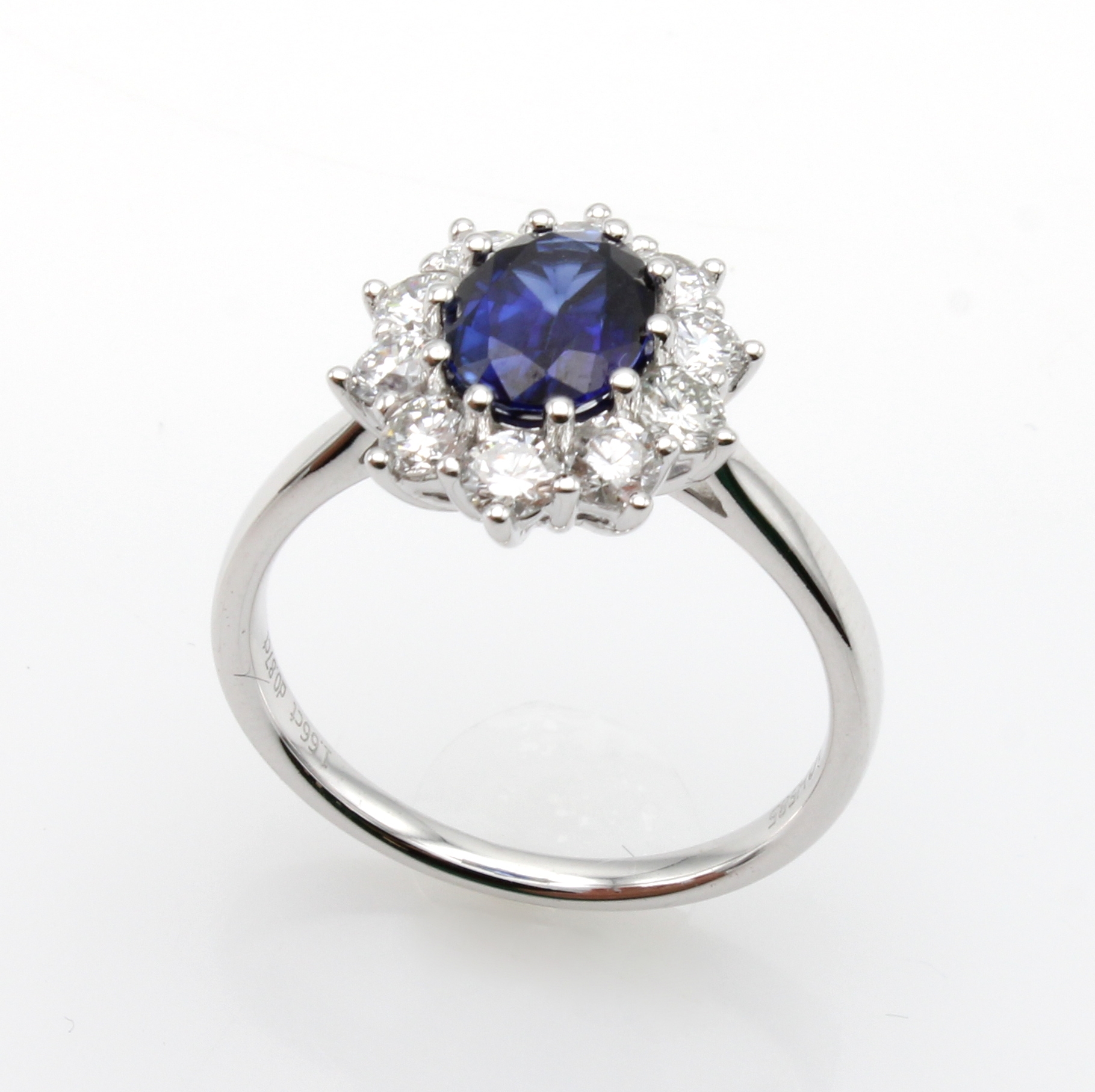 Image 27156634 - Ring mit Brillanten und Saphir, WG 585/000, 10 Brill. zus. ca. 0.87 ct feines ...