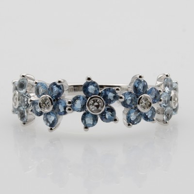 27156631a - Ring mit Aquamarinen und Brillanten, WG 585/000, 25 Aquamarine zus. ca. 0.84 ct, 5 ...