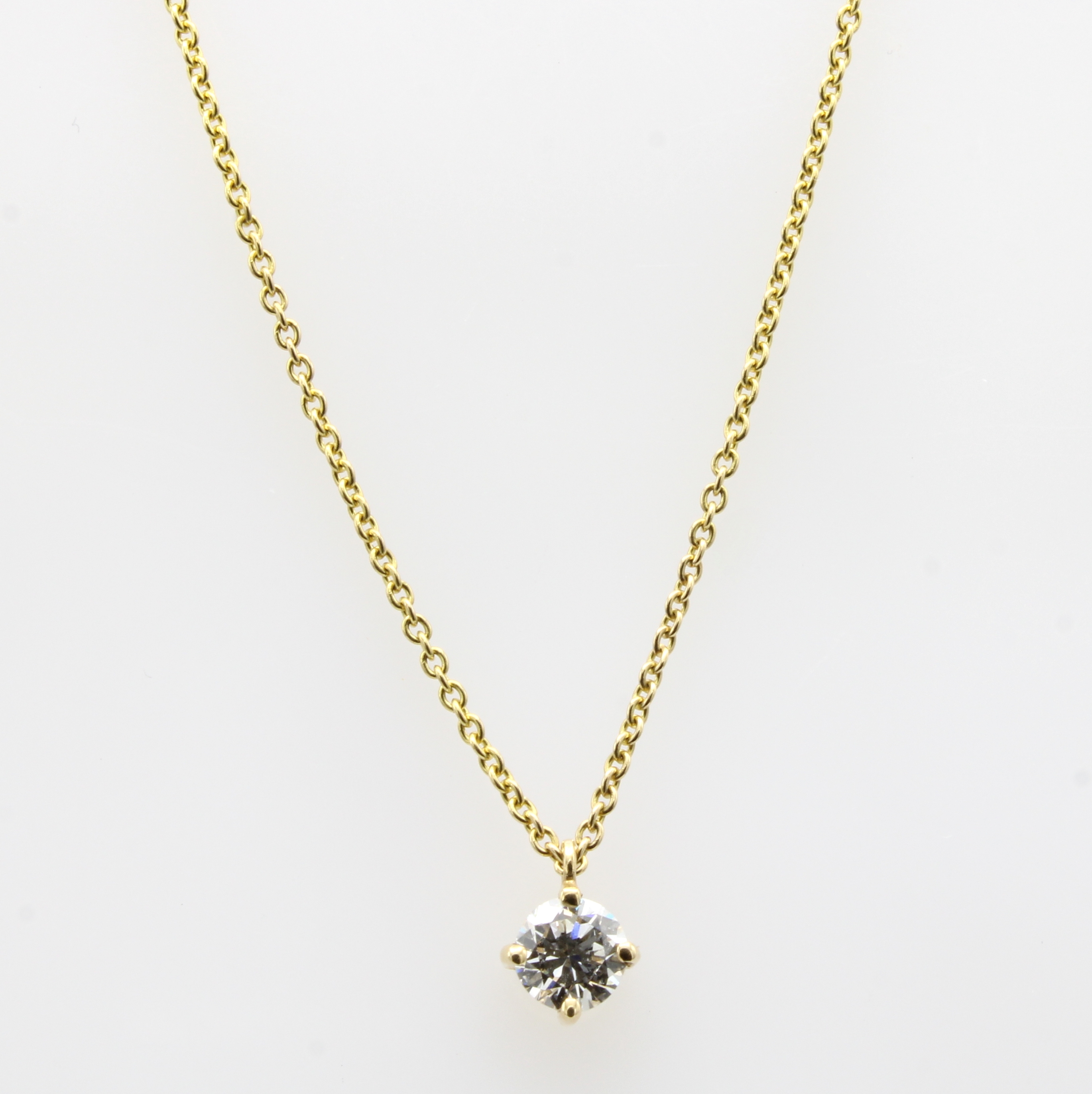 Image 27156832 - Anhänger mit Brillantsolitär an Kette, GG 750/000, Brill. ca. 0.32 ct feines ...