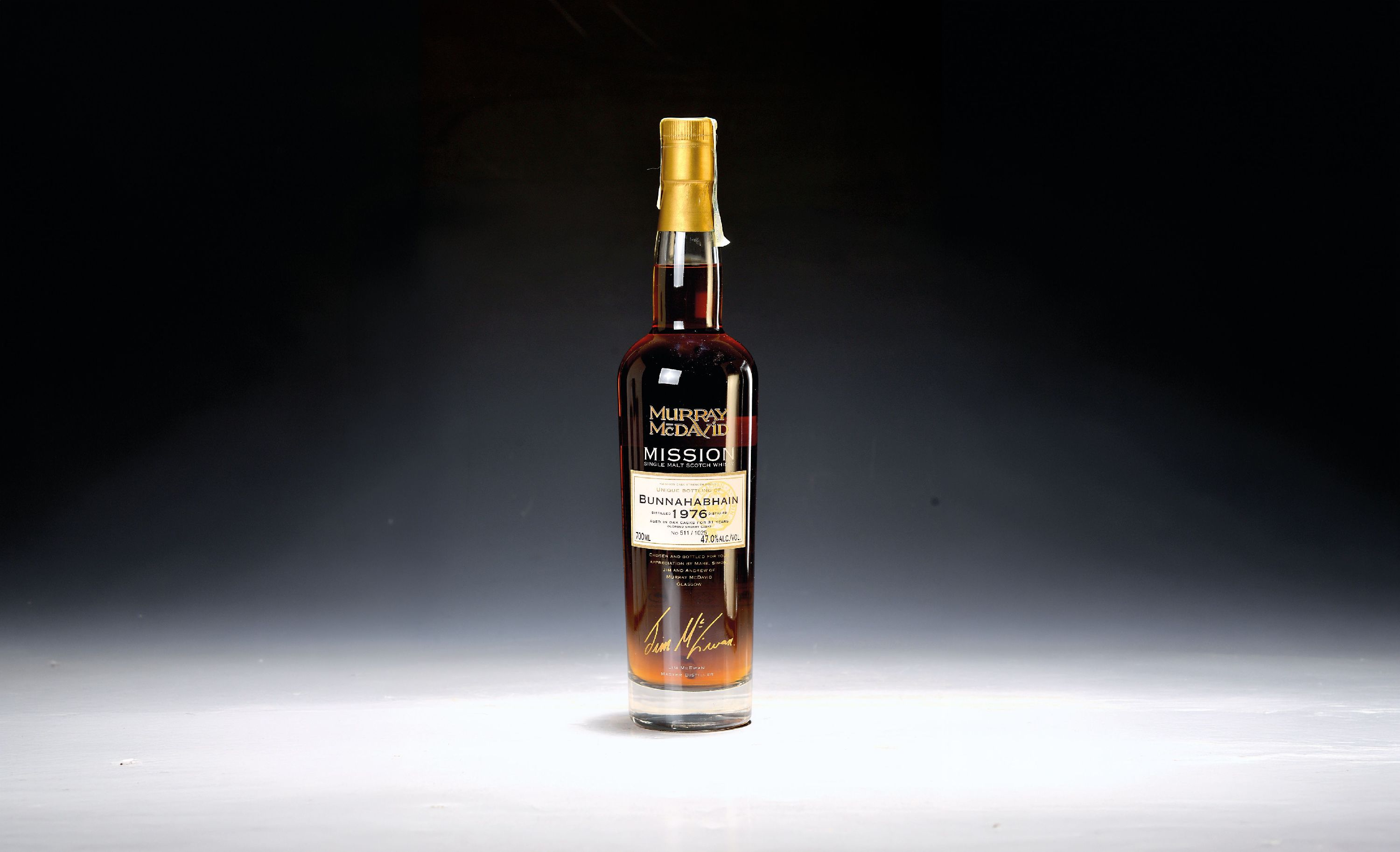Image 27156839 - 1 bottle of 1976 Bunnahabhain Murray McDavid Mission Cask Strength Series, 31-years-old, ...