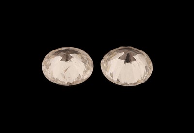 27156835a - Lot 2 lose Altschliffdiamanten zus. ca. 0.64 ct Weiß/si Schätzpreis: 470, - EUR