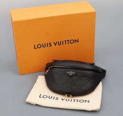 27156882a - LOUIS VUITTON Bumbag, Monogram Empreinte in Schwarz, goldfarb. Hardware, grob ...