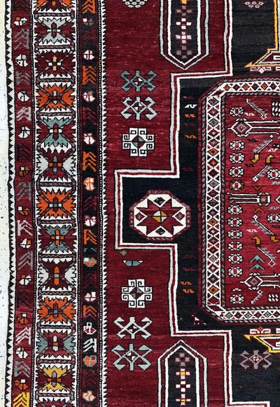 27157021c - ´Tachteh´Schirwan, Kaukasus, Anfang 20.Jhd,Wolle auf Wolle, ca. 257 x 162 cm, minimaler ...