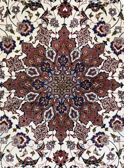 27157039e - Täbriz fein(50 Raj), Persien, Ende 20.Jhd, Korkwolle mit Seide, Durchmesser: ca. 210 ...