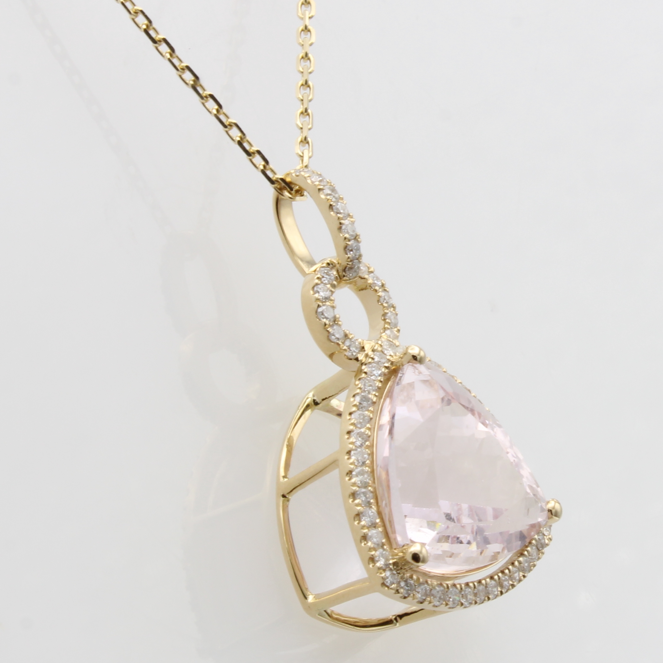 Image 27157193 - Anhänger mit Morganit und Brillanten an Kette, GG 585/000, 56 Brill. zus. ca. 0.39 ct ...