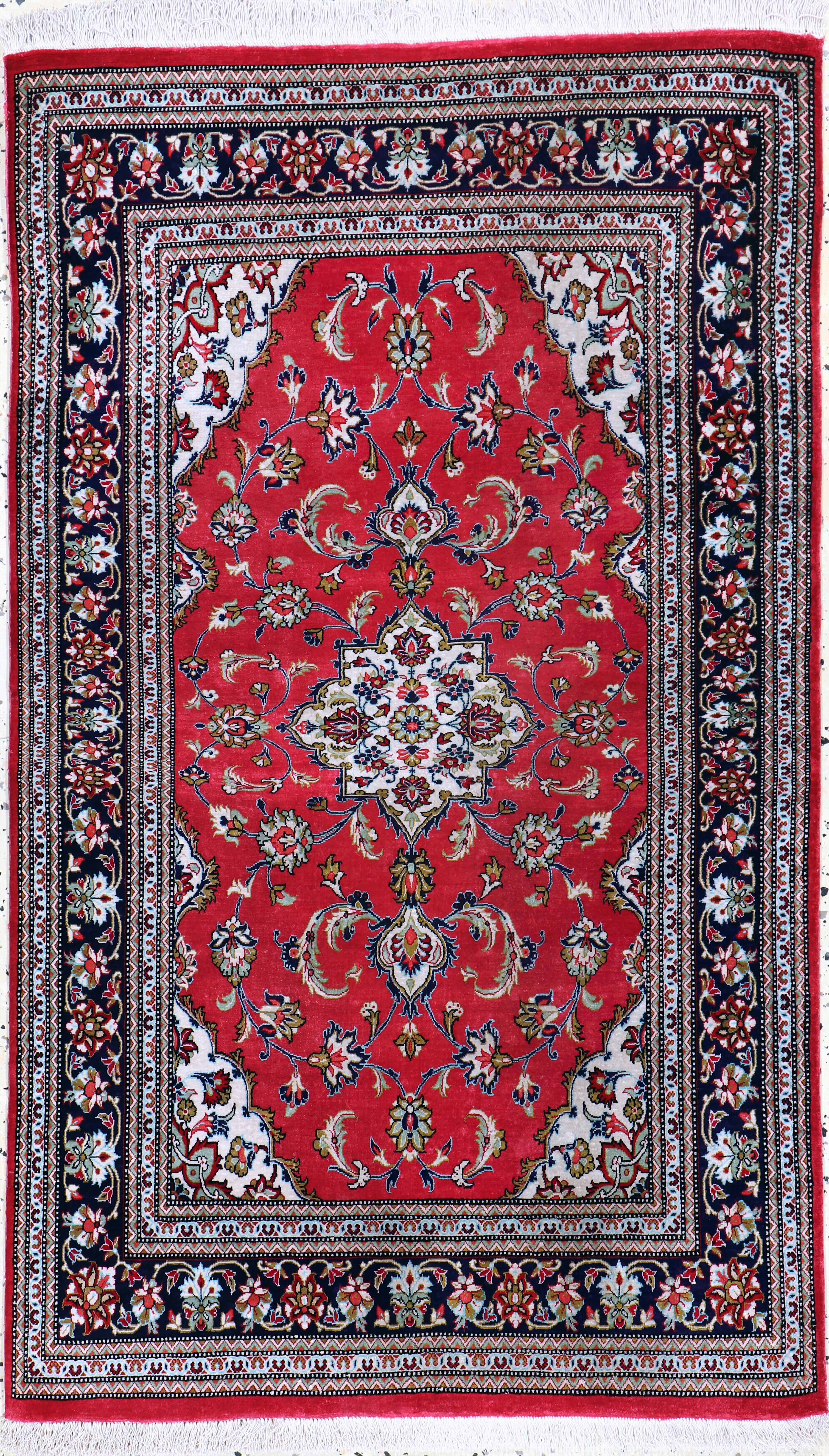 Image 27157333 - Ghom Seide fein, Persien, Ende 20.Jhd, reine Naturseide, ca. 131 x 78 cm, ...