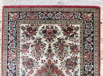 27157334a - Ghom Seide fein, Persien, Ende 20.Jhd, reine Naturseide, ca. 125 x 77 cm, ...