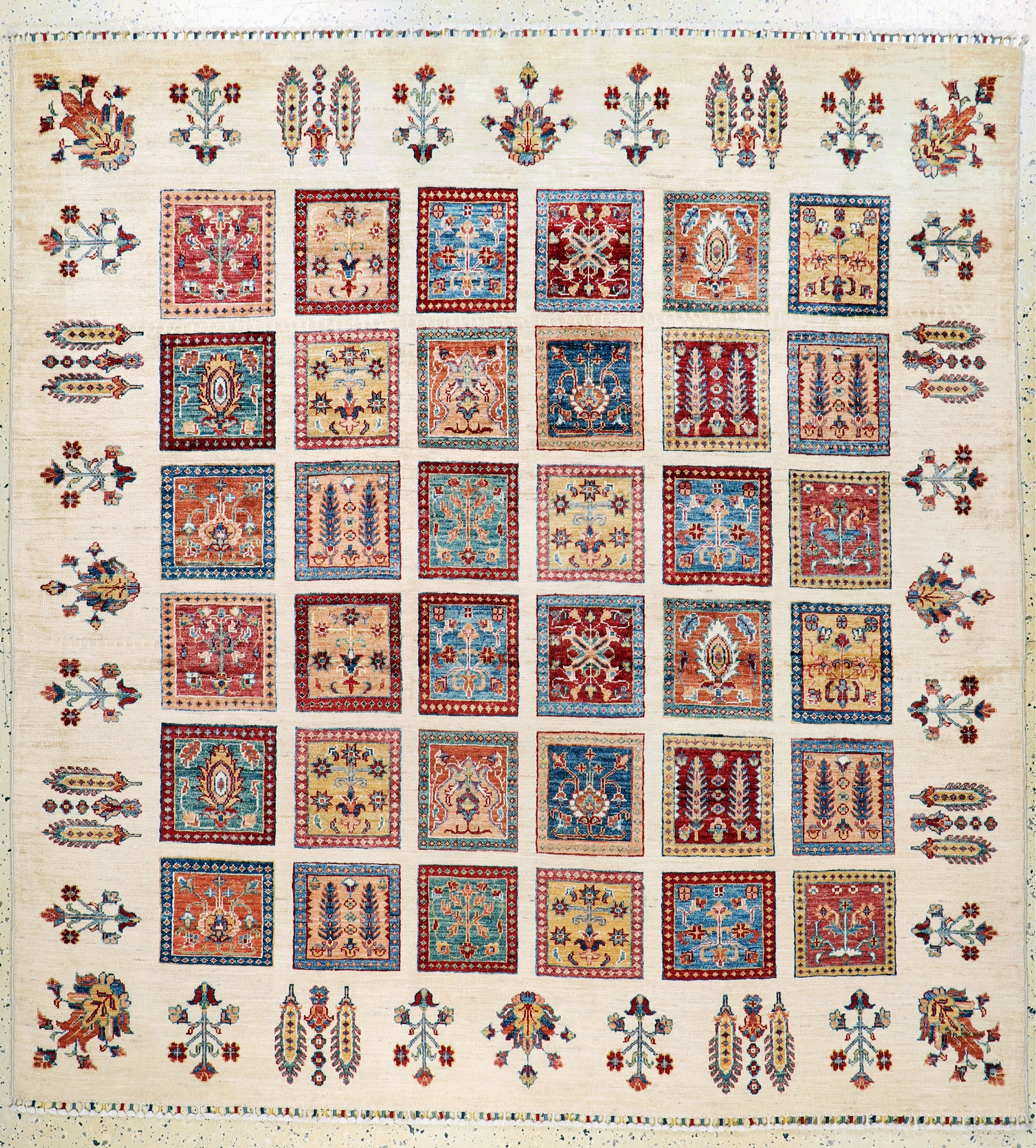 Image 27159613 - Sigler fein, Neu, Wolle auf Baumwolle, ca. 213 x 204 cm Schätzpreis: 2900, - EUR