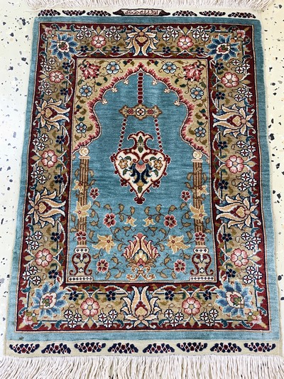 27160798c - Hereke Seide fein Türkei, signiert´Özipek´,Ende 20.Jhd, reine Naturseide, ca. 47 x 34 ...