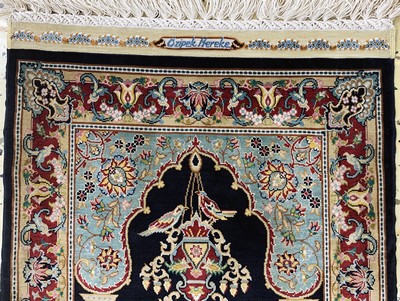 27160858a - Hereke silk very fine, Turkey, signed#´Özipek #´, late 20th century, pure natural silk, ...