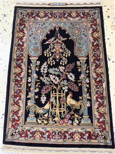 27160858c - Hereke silk very fine, Turkey, signed#´Özipek #´, late 20th century, pure natural silk, ...