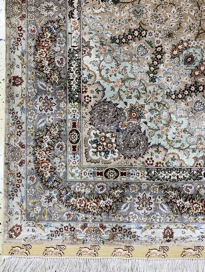 27160859b - Seiden Täbriz fein, China, Ende 20.Jhd, reine Naturseide, ca. 244 x 170 cm, EHZ: 1-2 ...