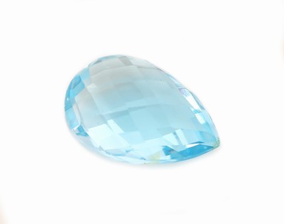 27161365a - Loser Topas, ca. 6.50 ct, facett. Tropfen, SkyBlue, beh. Schätzpreis: 120, - EUR