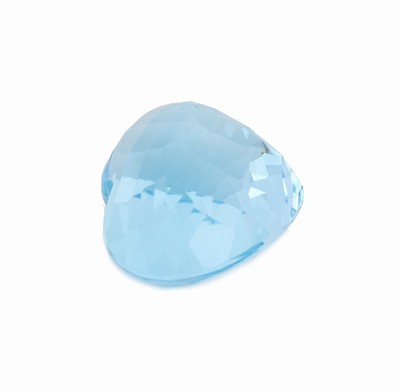 27161388a - Loser Topas, ca. 24.20 ct, facett. Herz, Sky Blue Schätzpreis: 350, - EUR