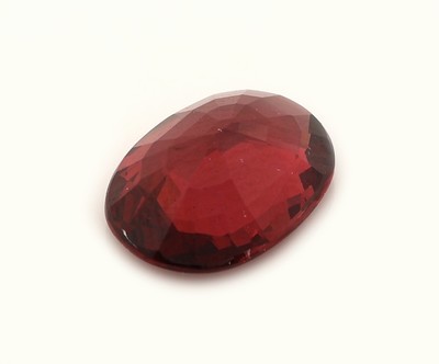 27161394a - Loser Rhodolith, ca. 2.48 ct, ovalfacett., schöne Farbe Schätzpreis: 160, - EUR