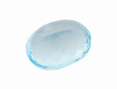 27161398a - Loser Blautopas, ca. 10.64 ct, ovalfacett., Sky Blue, beh. Schätzpreis: 150, - EUR
