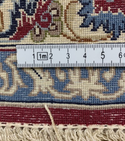 27163494i - Esfahan fein, Persien, Ende 20.Jhd., Korkwolle auf Seide, ca. 240 x 155 cm, EHZ: ...