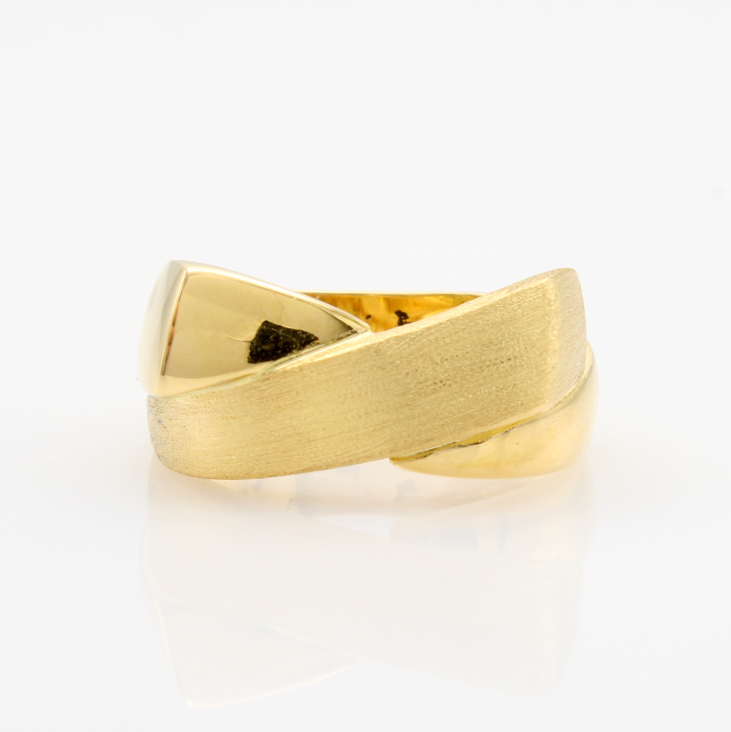 Image 27163550 - Ring, GG 750/000, z.T. matt. u. ?berkreuzt gearb., RW ca. 55