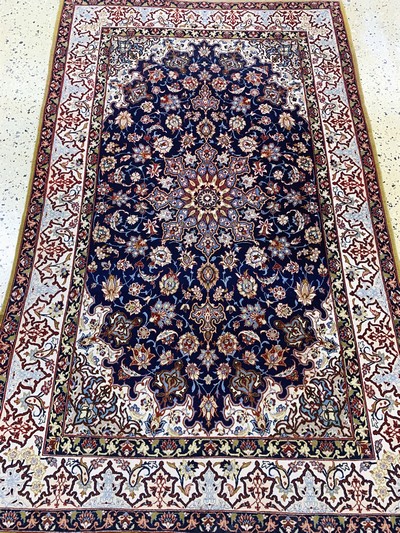 27163501d - Isfahan fine old, Persia, mid-20th century, corkwool on silk, approx. 168 x 104 cm, ...