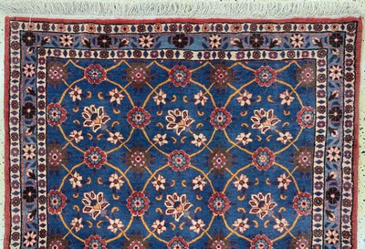 27163521a - Waramin, Persien, Ende 20.Jhd., Wolle auf Baumwolle, ca. 153 x 104 cm, EHZ: 2 ...