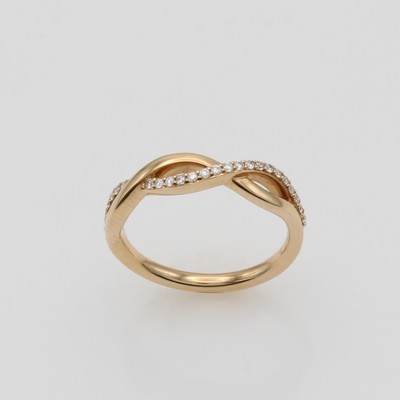 27164158a - Ring mit Brillanten, RG 750/000, verschlungenes Design, 27 Brill. zus. ca. 0.20ct ...